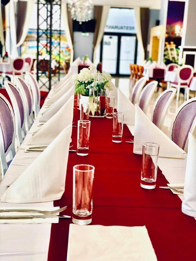 Hotel Aqua Kŭrdzhali Esterno foto