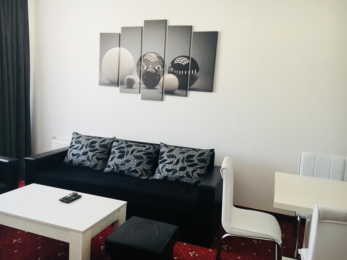Hotel Aqua Kŭrdzhali Esterno foto