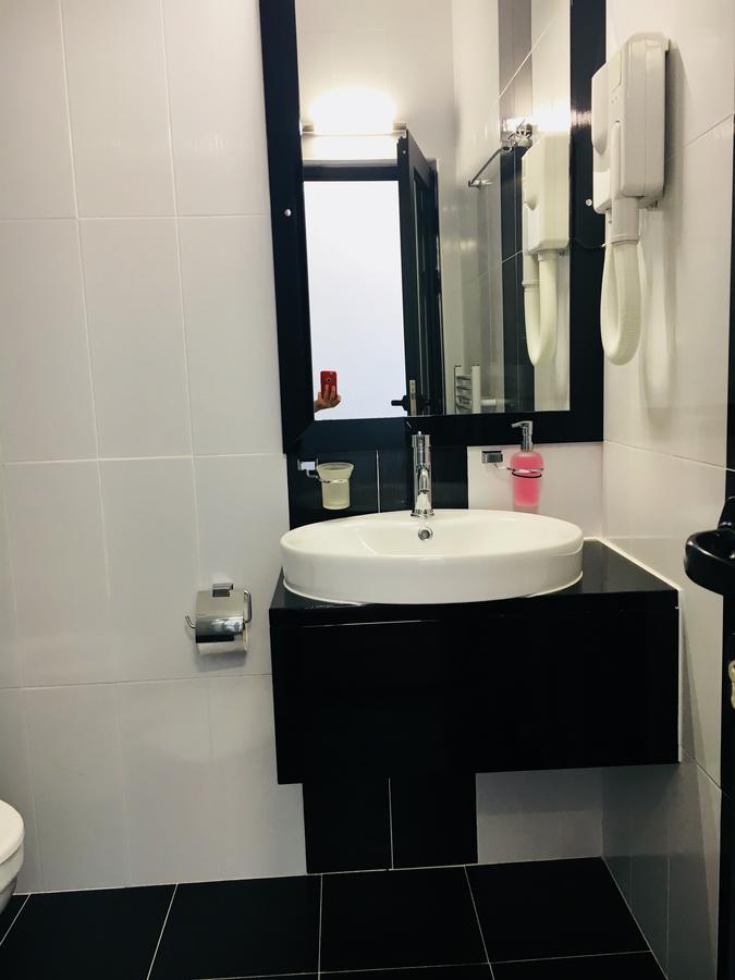 Hotel Aqua Kŭrdzhali Esterno foto