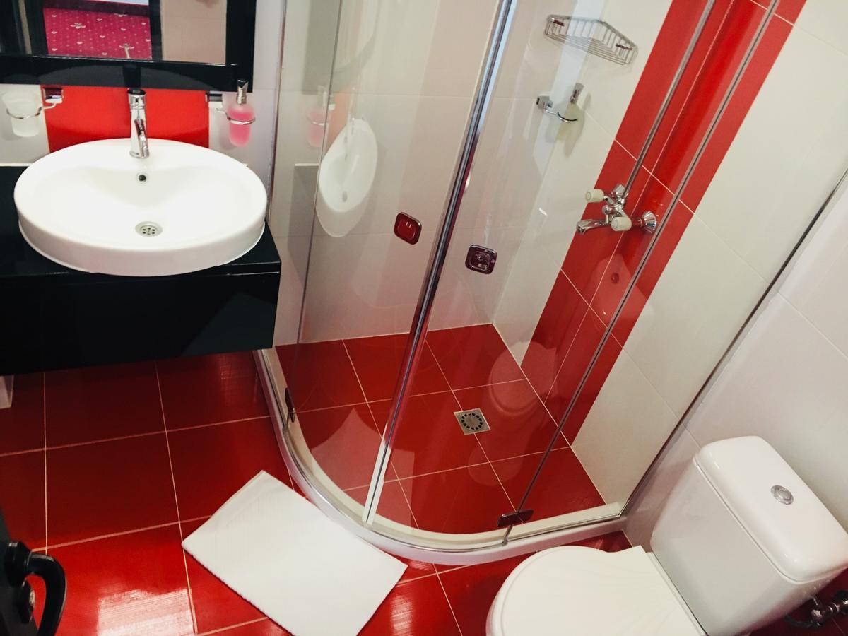Hotel Aqua Kŭrdzhali Esterno foto