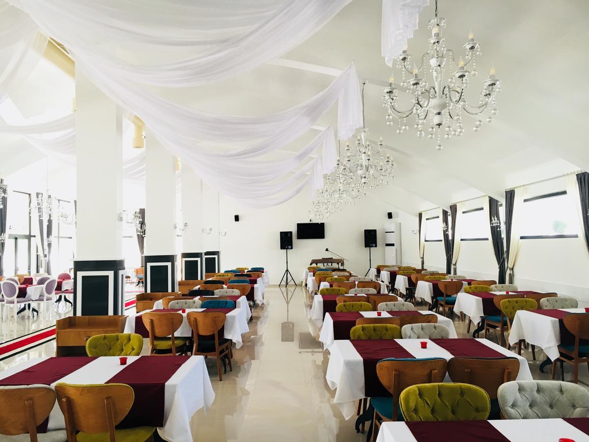Hotel Aqua Kŭrdzhali Esterno foto