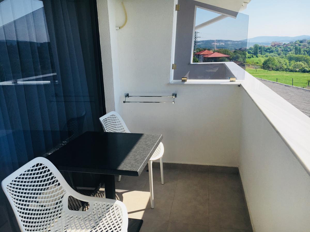 Hotel Aqua Kŭrdzhali Esterno foto