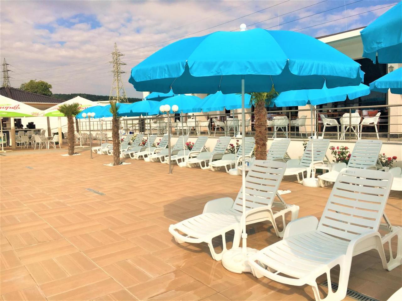 Hotel Aqua Kŭrdzhali Esterno foto