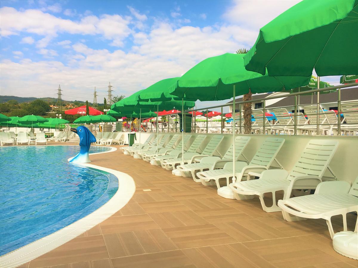 Hotel Aqua Kŭrdzhali Esterno foto